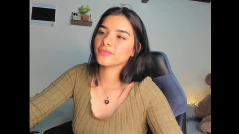 Snapshot of shara_jones chatting on January 2025 05:26:02 AM Sara online show from January 2025 05:26:02 AM