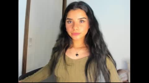 Snapshot of shara_jones chatting on March 2025 06:07:02 AM Sara online show from March 2025 06:07:02 AM