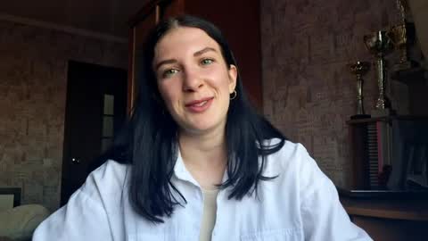 Snapshot of sharicehollinghead chatting on May 2026 02:43:01 PM Viki3 online show from May 2026 02:43:01 PM