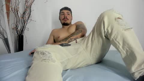 jhon deibyd online show from July 2026 01:20:01 AM