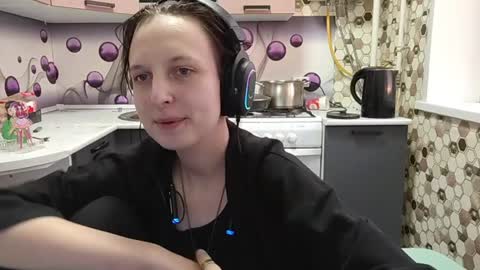 Snapshot of sharleenyodis chatting on June 2026 05:04:01 PM Sara online show from June 2026 05:04:01 PM