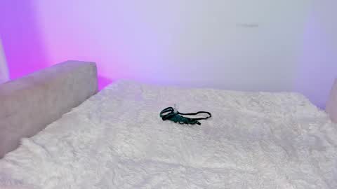 Hi fiends ---- I usually start online from Monday to Friday from 1000 am Saturdays and Sundays at 600 am Colombia time online show from February 2025 06:37:02 PM