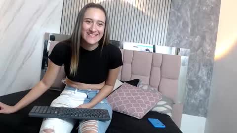 Sara online show from December 2025 11:41:01 AM