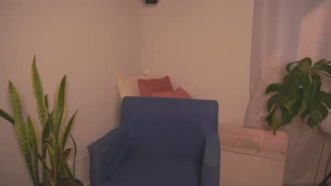 Sharlotte online show from March 2026 07:31:01 PM