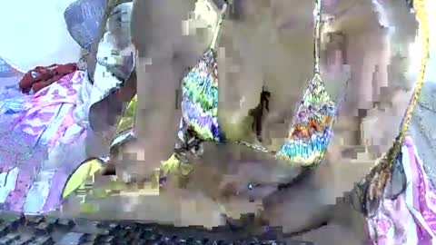 Snapshot of sharlyn123 chatting on November 2025 10:41:02 AM shally online show from November 2025 10:41:02 AM