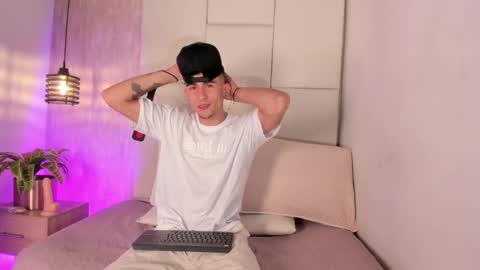 Sharon and Doggy online show from March 2025 03:43:01 AM