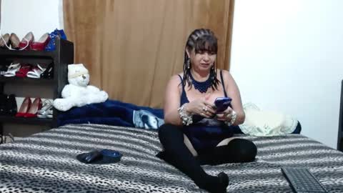 Snapshot of sharon_stonne_66 chatting on January 2025 09:05:01 AM S H A R O N online show from January 2025 09:05:01 AM
