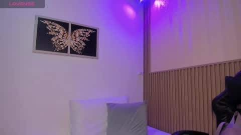 sharonscothh online show from April 2026 08:28:02 PM