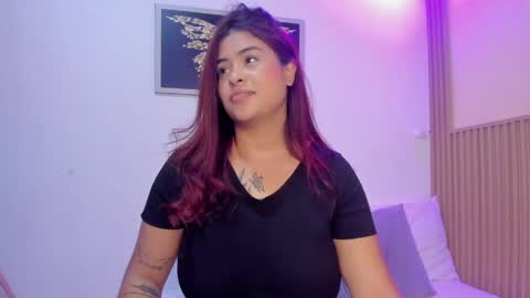 Snapshot of sharonscothh chatting on May 2026 09:23:01 PM sharonscothh online show from May 2026 09:23:01 PM
