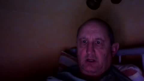 Snapshot of sharpshoder chatting on December 2024 09:41:02 PM Peter online show from December 2024 09:41:02 PM