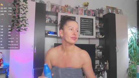 Sheila GMT 2 Tuesday Wednesday Friday Saturday Sunday- 8  5  online show from January 2026 04:50:02 AM