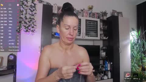 Sheila GMT 2 Tuesday Wednesday Friday Saturday Sunday- 8  5  online show from February 2026 04:57:02 AM