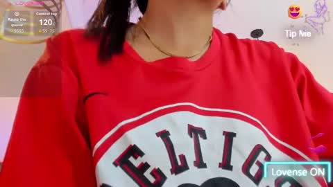 Snapshot of sheilly_brown chatting on June 2026 07:13:02 PM sheilly_brown online show from June 2026 07:13:02 PM
