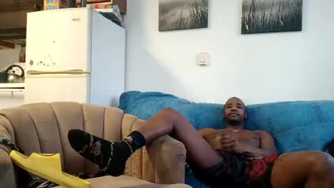 Snapshot of shelbycrazy chatting on January 2025 10:34:01 PM King-shelb online show from January 2025 10:34:01 PM