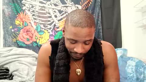 Snapshot of shelbycrazy chatting on February 2025 06:31:01 AM King-shelb online show from February 2025 06:31:01 AM