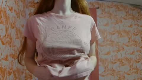 Erika online show from November 2025 09:58:01 PM