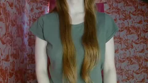 Snapshot of shelikessoymilk chatting on June 2026 04:52:01 PM Erika online show from June 2026 04:52:01 PM