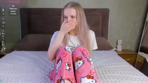 shellyboom online show from November 2025 04:53:01 PM