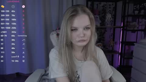 shellyboom online show from April 2026 06:14:02 PM