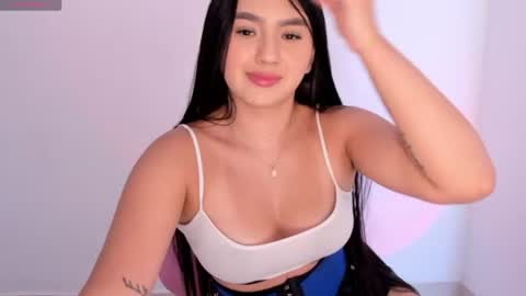 Snapshot of shellyrayhs1 chatting on June 2026 03:37:02 AM Shelly rayhs online show from June 2026 03:37:02 AM