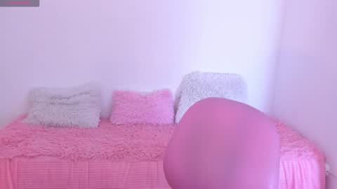 Snapshot of shellyrayhs1 chatting on July 2026 07:34:02 AM Shelly rayhs online show from July 2026 07:34:02 AM