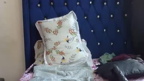 sherry_l online show from March 2026 12:01:02 PM