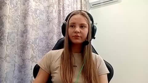 Snapshot of sherrylkeep chatting on November 2025 06:25:02 AM Lisa online show from November 2025 06:25:02 AM