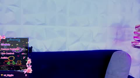 Snapshot of sherydan_love chatting on February 2025 11:26:02 PM mia online show from February 2025 11:26:02 PM