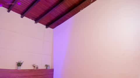 Sheryl Rose  online show from September 2025 11:15:01 PM