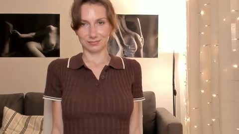 shesleepsnaked online show from January 2026 07:11:01 PM