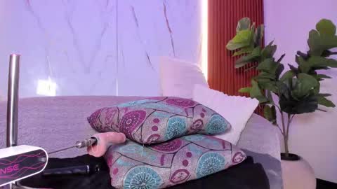 Snapshot of shine_vg chatting on February 2026 03:10:01 AM Shine online show from February 2026 03:10:01 AM