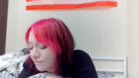 Luna online show from February 2026 08:04:02 PM