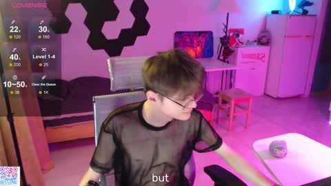 shiromy_ online show from December 2025 06:35:02 PM