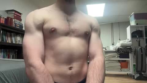 shirtlesshunk15 online show from April 2026 02:58:02 AM