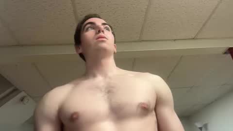 Snapshot of shirtlesshunk15 chatting on April 2026 03:04:02 AM shirtlesshunk15 online show from April 2026 03:04:02 AM