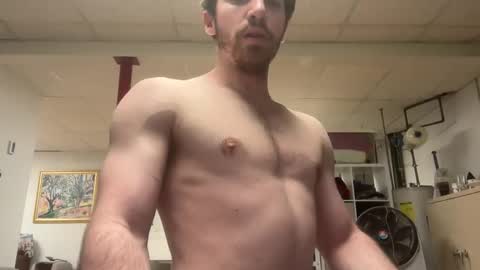 Snapshot of shirtlesshunk15 chatting on May 2026 09:24:02 PM shirtlesshunk15 online show from May 2026 09:24:02 PM