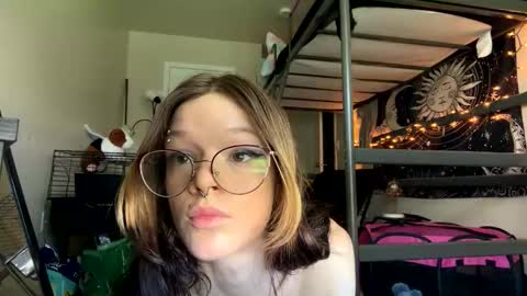 Eva Marie online show from April 2026 06:30:02 PM