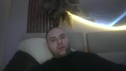 Snapshot of shmele_04 chatting on February 2026 11:12:01 PM shmele_04 online show from February 2026 11:12:01 PM