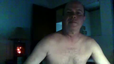 Snapshot of shoc09 chatting on September 2025 04:36:02 AM undie lover online show from September 2025 04:36:02 AM