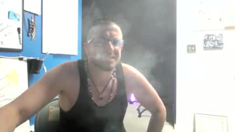 shortmel online show from April 2026 02:10:02 PM