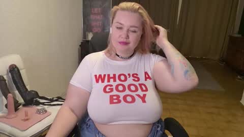 Snapshot of showmebbw chatting on February 2026 12:01:02 PM Mimi online show from February 2026 12:01:02 PM