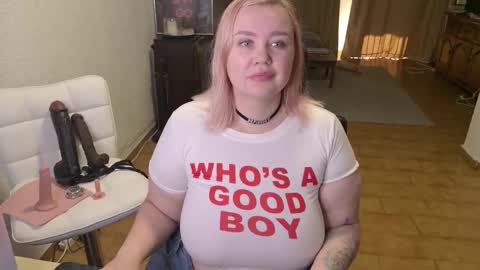 Snapshot of showmebbw chatting on February 2026 09:06:02 AM Mimi online show from February 2026 09:06:02 AM