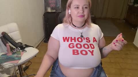 Snapshot of showmebbw chatting on February 2026 03:21:02 PM Mimi online show from February 2026 03:21:02 PM