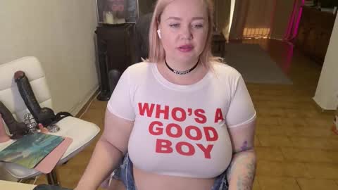 Snapshot of showmebbw chatting on February 2026 09:09:02 AM Mimi online show from February 2026 09:09:02 AM