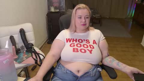 Snapshot of showmebbw chatting on March 2026 09:38:02 AM Mimi online show from March 2026 09:38:02 AM