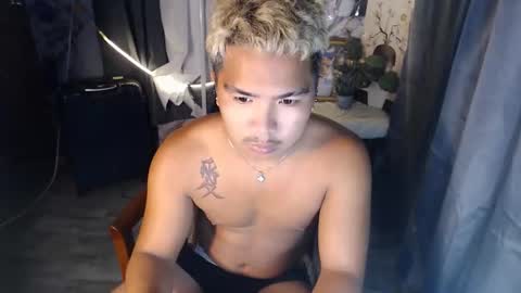 Snapshot of shunks_hottie chatting on March 2026 04:44:02 PM kaikai online show from March 2026 04:44:02 PM