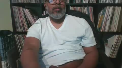 SHY333 online show from April 2026 02:12:01 PM