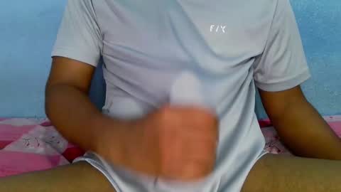 shyeyes online show from December 2024 03:22:01 PM