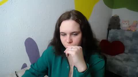 shy_lil online show from November 2025 01:54:02 PM