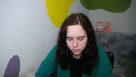 shy_lil online show from November 2025 01:33:02 PM